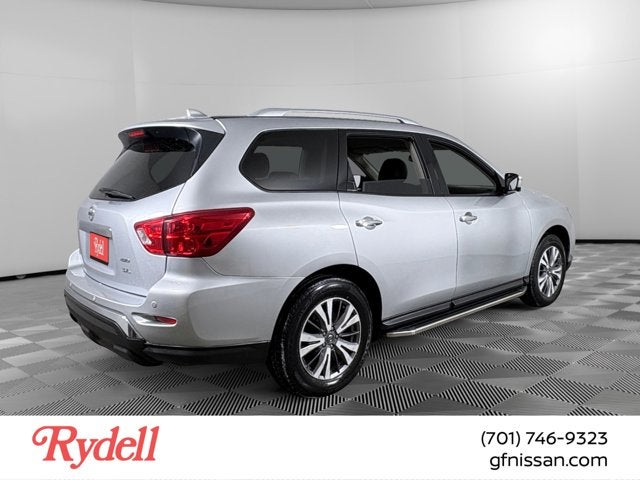 2019 Nissan Pathfinder SL