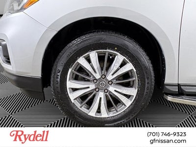 2019 Nissan Pathfinder SL