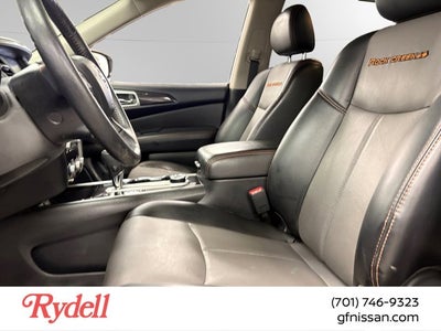 2019 Nissan Pathfinder SL