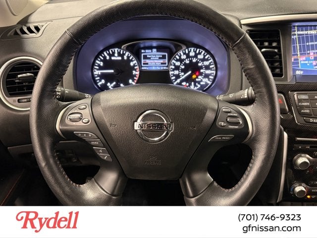 2019 Nissan Pathfinder SL