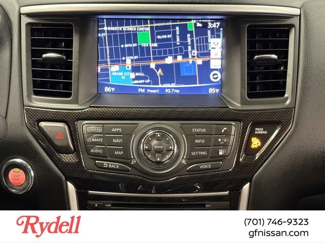 2019 Nissan Pathfinder SL