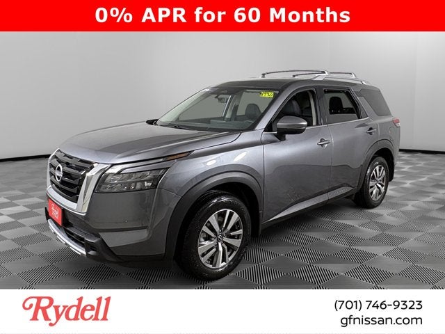 2025 Nissan Pathfinder SL