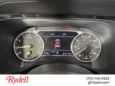 2025 Nissan Pathfinder SL