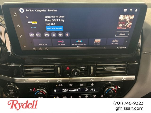 2026 Nissan Pathfinder SL