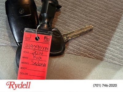 2014 Kia Sedona LX
