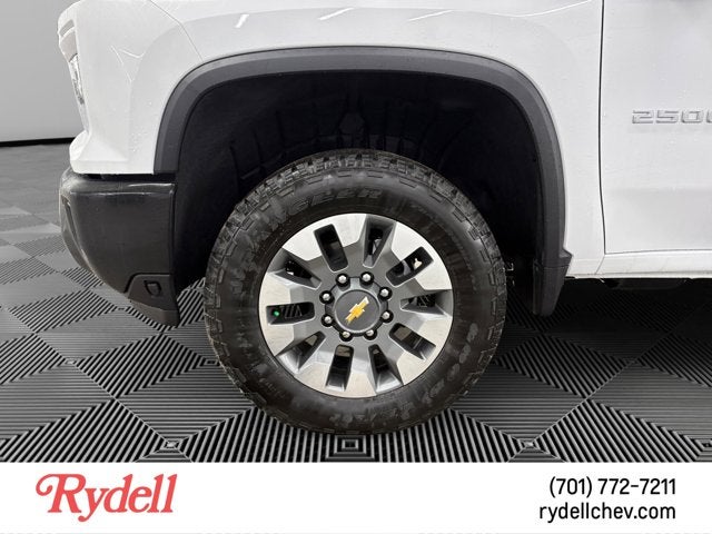 2026 Chevrolet Silverado 2500HD Custom