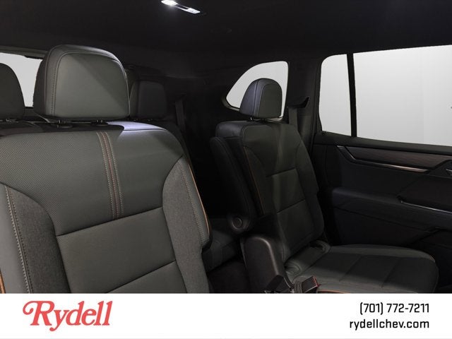 2026 GMC Acadia AWD AT4