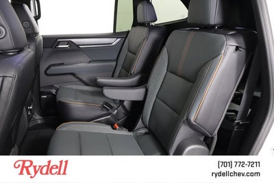 2026 GMC Acadia AWD AT4