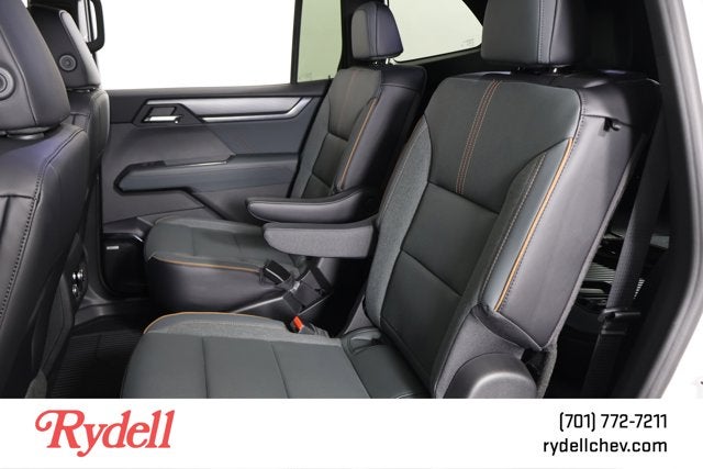 2026 GMC Acadia AWD AT4