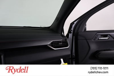 2026 GMC Acadia AWD AT4