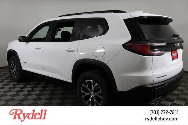 2026 GMC Acadia AWD AT4