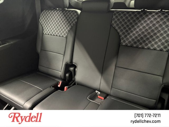 2026 GMC Acadia AWD Denali