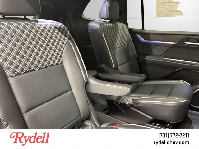 2026 GMC Acadia AWD Denali