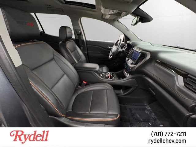 2021 GMC Acadia AT4