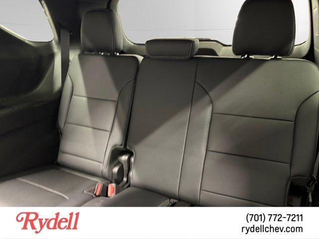 2026 Chevrolet Traverse AWD LT