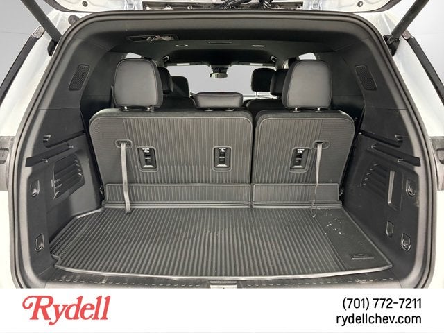 2026 Chevrolet Traverse AWD LT