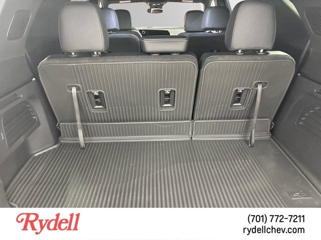 2026 Chevrolet Traverse AWD LT