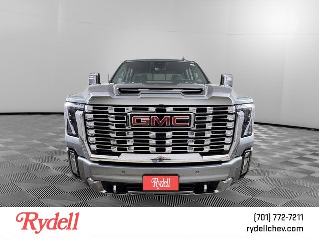 2025 GMC Sierra 2500HD Denali
