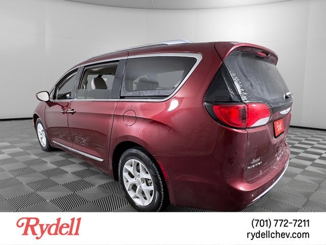 2020 Chrysler Pacifica Touring L