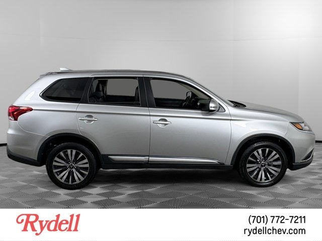 2019 Mitsubishi Outlander ES