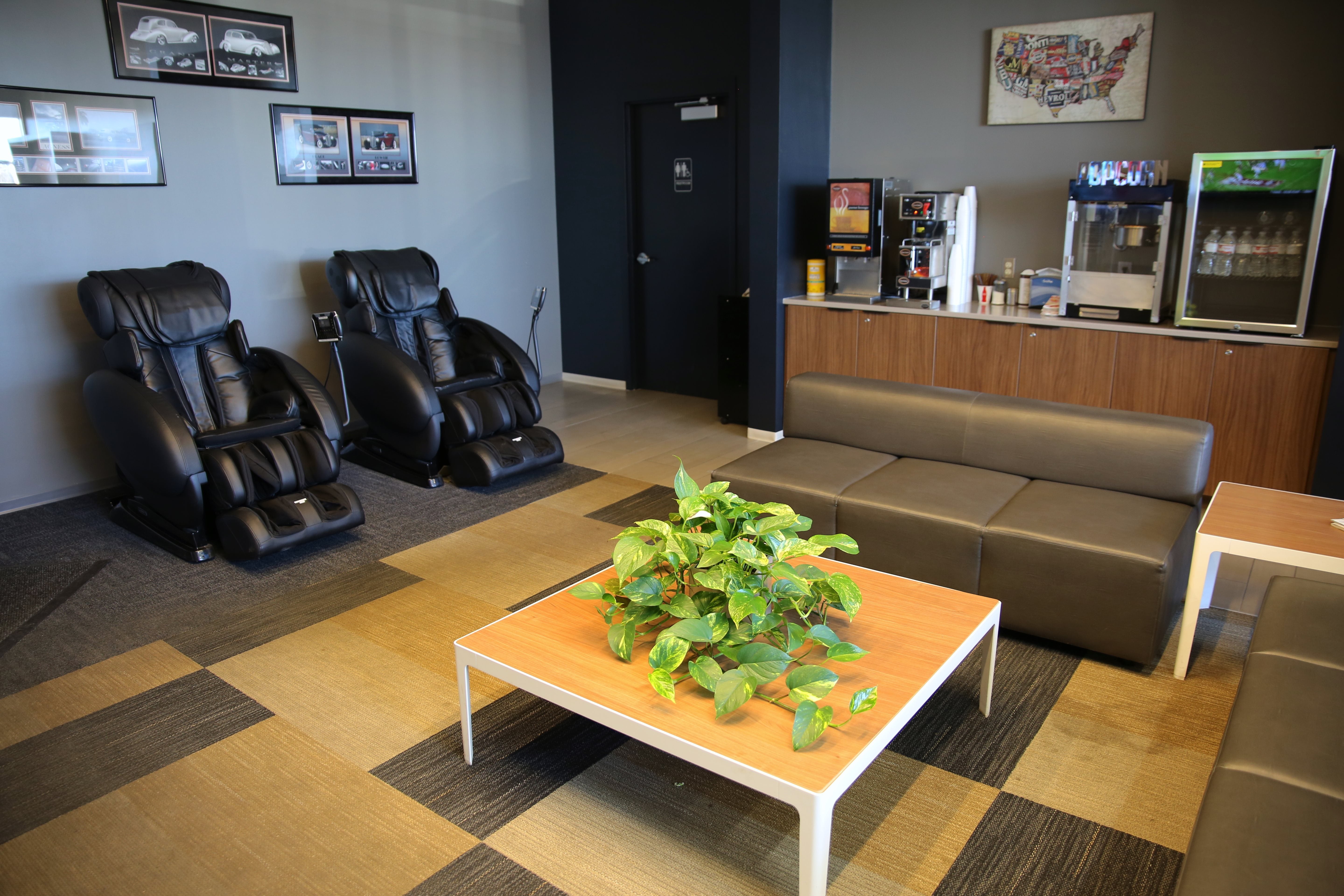 Rydell Cars in Grand Forks ND Guest Lounge